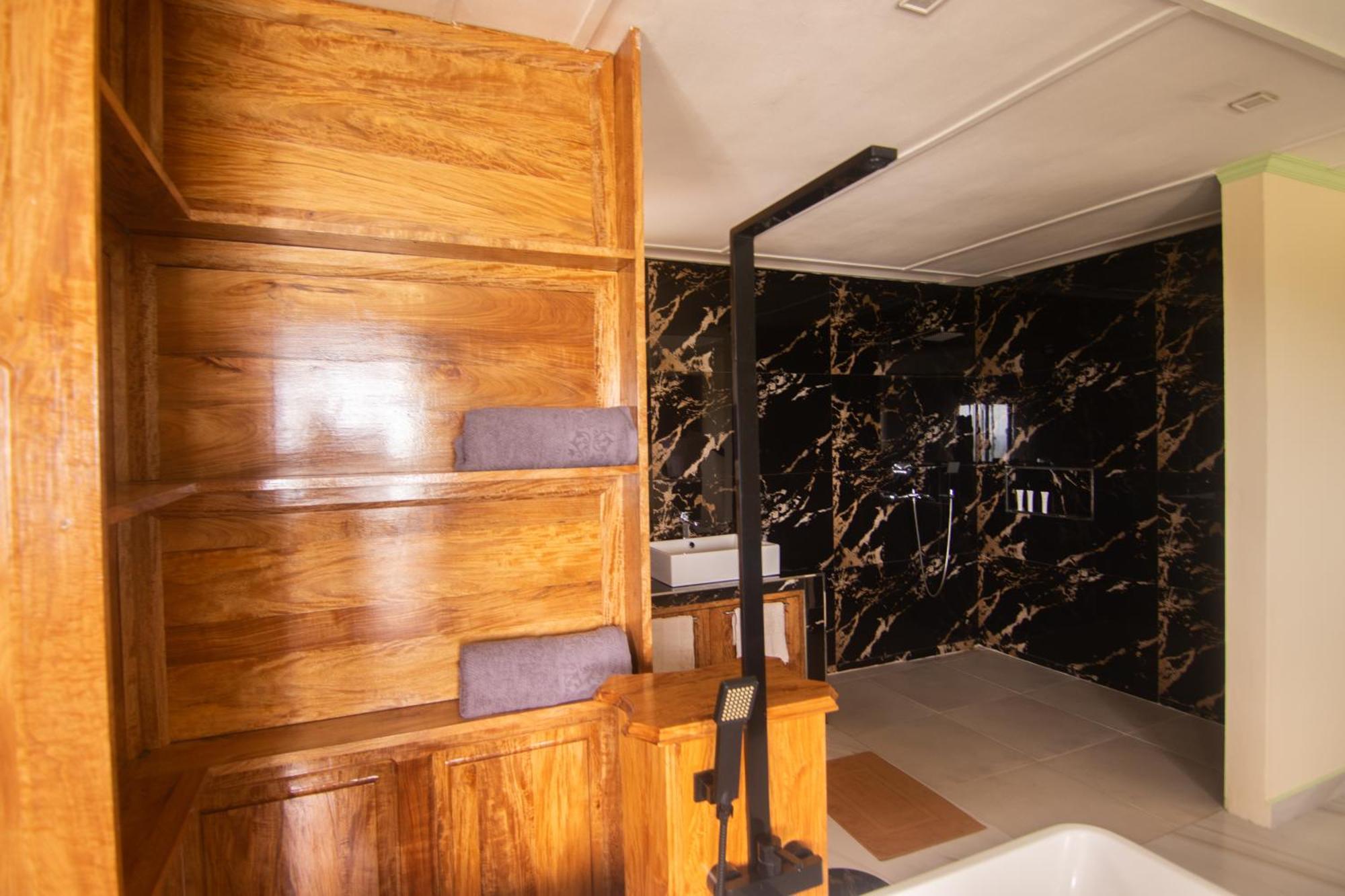Azamat Self-Catering Apartment Pointe La Rue Zewnętrze zdjęcie